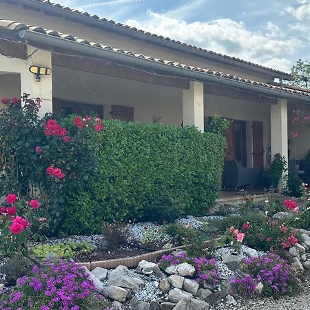 Appartement Mansarde Et Climatise 50 M2 Pompignan  Exteriör bild