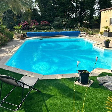 Appartement Mansarde Et Climatise 50 M2 Pompignan  Exteriör bild