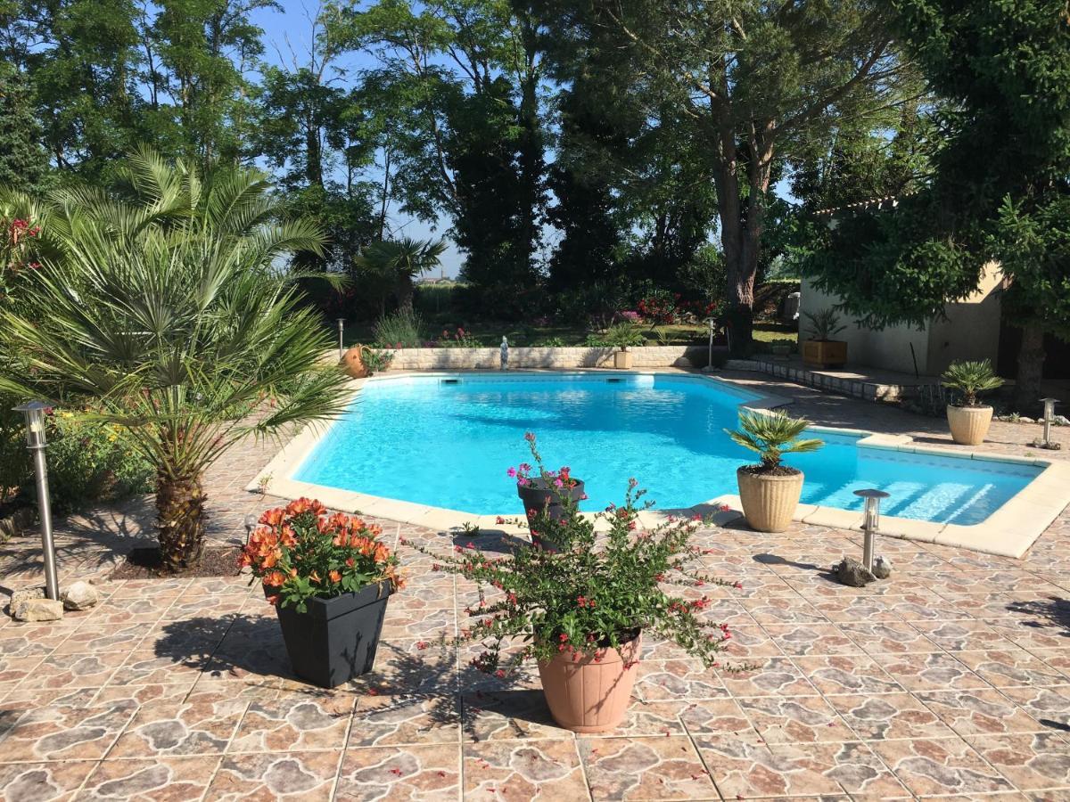 Appartement Mansarde Et Climatise 50 M2 Pompignan  Exteriör bild