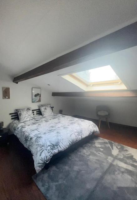 Appartement Mansarde Et Climatise 50 M2 Pompignan  Exteriör bild